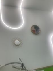 -苗医生专业祛痘·皮肤管理