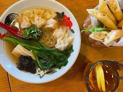 鲜虾云吞面-香江小厨 The Kitchen(香江俱乐部店)