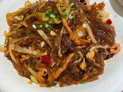 酸菜苕粉肉丝-刘胖子家常菜·蹄花焖藕(兴业店)