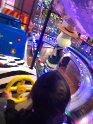 -菲菲羊乐园(临平银泰城店)