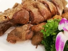 -龙悦湾酒家·八阵鱼生·渔人码头店
