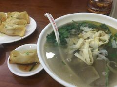 -小姜锅贴(凤凰街店)