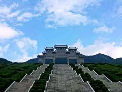 -九鼎铁刹山风景区