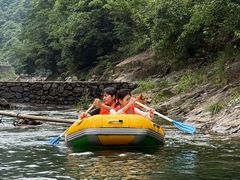 -安吉龙王山峡谷漂流
