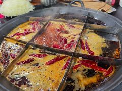 -铜元老码头鳝鱼火锅