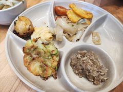 -素满香·全民食养自助(长宁龙之梦店)