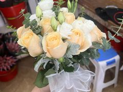 -亭亭鲜花店(中山北路店)