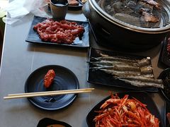 -啊美丽炭火烤肉(滑翔一店)
