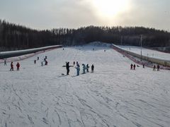 -亚布力新体委滑雪场