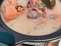 -佬麻雀·新湘菜(东方宝泰店)
