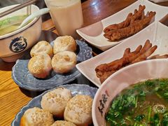 -鑫震源·苏式大虾生煎(山塘街店)