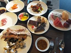 -唐拉雅秀酒店-西锦汇空中BBQ·思创餐厅