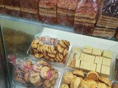 -红房子西点(汇联商厦天钥桥路店)