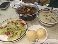 -眷江南之小蓝鲸(王府大街店)