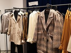 -URBAN REVIVO(西安Momopark店)