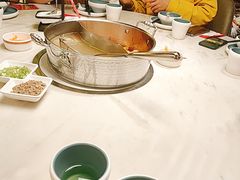 -左庭右院鲜牛肉火锅(浦江欢乐颂店)