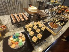 -怡豪大饭店·银顶旋转餐厅