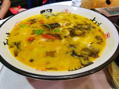 -八大碗·地道东北菜(中街店)