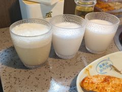 -金滏山·烤肉海鲜火锅自助(襄阳万达店)