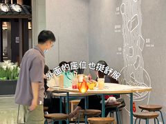 -谭仔米线(皇庭广场店)