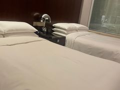 -上海龙之梦万丽酒店