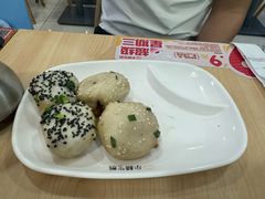 -小杨生煎(成山巴黎春天店)