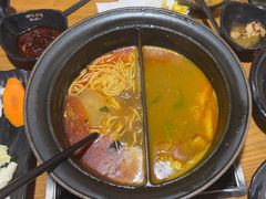 -呷哺呷哺(维多利万悦城店)