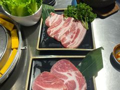 -哈哈碳都·牛肋条无限自助烤肉(台江万达店)