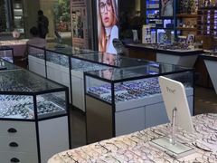 -三叶眼镜城(八佰伴店)