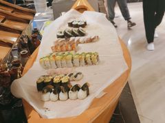 -广州万富希尔顿酒店·感趣自助餐厅·金秋蟹宴生蚝海鲜刺身