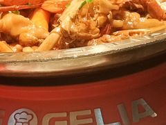-胖哥俩肉蟹煲(华贸店)