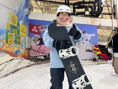 -乔波室内滑雪场