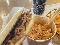 -樊记腊汁肉(西安咸阳国际机场店)