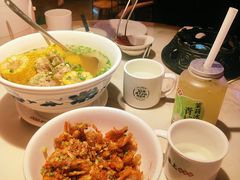 -味上湘菜馆(阿波罗店)