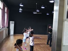 -零下舞度·街舞连锁机构(直沽校区)