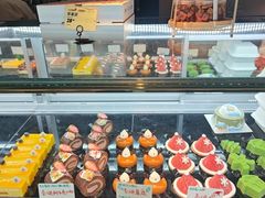 -YUMI芽米·法式烘焙·咖啡(骖鸾路店)