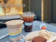 -HUGS coffee(东区店)