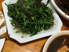 -山里人家土菜馆(茅山店)