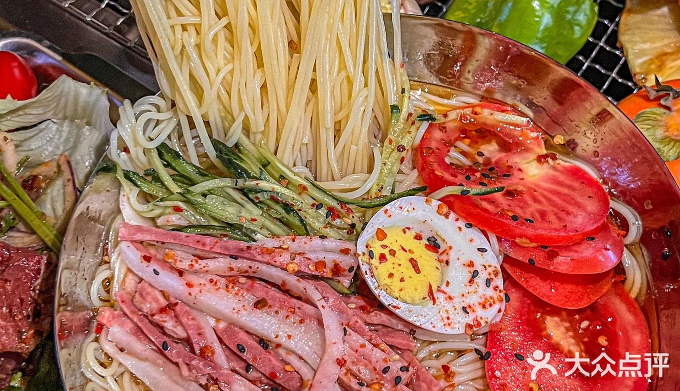 《关于我在杭州火锅店吃到bào好吃的拇指生煎》