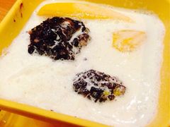 芒果白雪黑糯米甜甜-满记甜品(湖滨店)