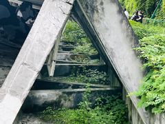-四川汶川特大地震漩口中学遗址
