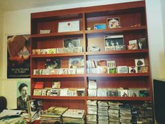 -麦田书店(国防路店)