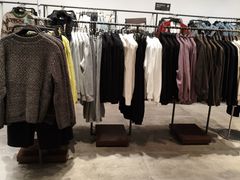 -URBAN REVIVO(上海中庚漫游城店)