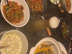 -湘力力小院·鱼汤泡饭(枫林路店)