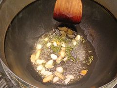 -老船舫·现做活鲜鱼馆(东郊记忆店)
