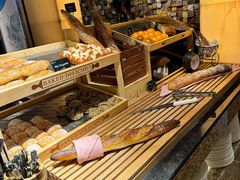-怡咖啡海鲜自助餐厅(浦东香格里拉店)
