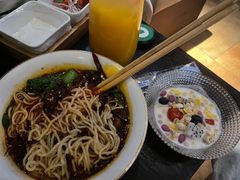 -金色印象·4K影院式足体养生(杨家坪西郊店)