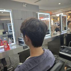 -川和潮人