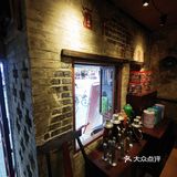 有怀旧感的火锅店