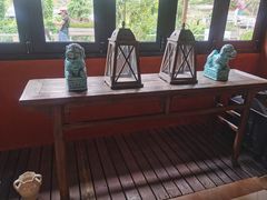 靠窗位-Local泰莲庭(虹鳟鱼店)